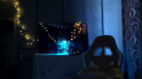 Snapshot of princ4real chatting on 01.25.25 prince online show from 01.25.25