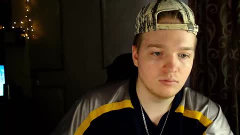 Snapshot of princ4real chatting on 03.03.25 prince online show from 03.03.25