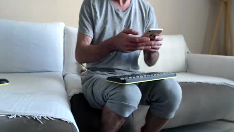 prince_89 online show from 12.10.24