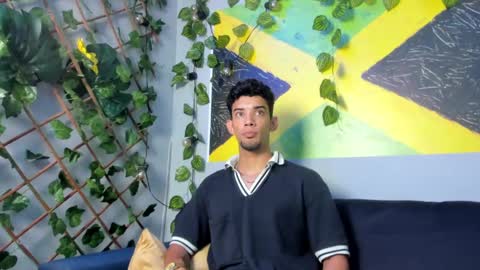 Snapshot of prince_arthur77 chatting on 09.16.25 prince_arthur77 online show from 09.16.25