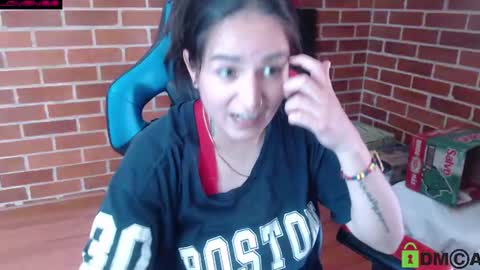Snapshot of princesa_leia_zathur chatting on 06.11.26 Leia online show from 06.11.26