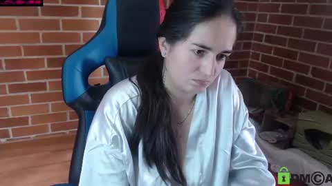 Snapshot of princesa_leia_zathur chatting on 06.15.26 Leia online show from 06.15.26