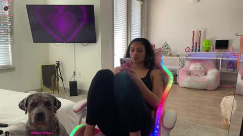 Cece  NEXT LIVESTREAM -- DEC. 4th  7 PM CST online show from 01.12.25