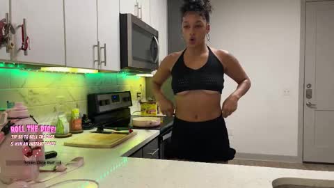 Cece  NEXT LIVESTREAM -- DEC. 4th  7 PM CST online show from 10.22.25