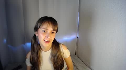 Snapshot of princess_emily69 chatting on 12.26.24 Emily online show from 12.26.24