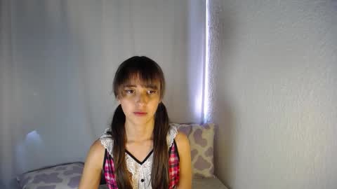 Snapshot of princess_emily69 chatting on 01.07.25 Emily online show from 01.07.25