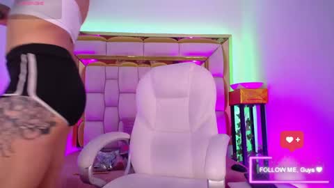 princess helena  online show from 02.28.25