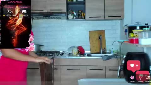 desire sweet online show from 10.23.25