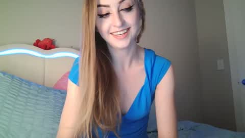 Snapshot of princess_peach_x chatting on 11.03.25 Tiffany online show from 11.03.25