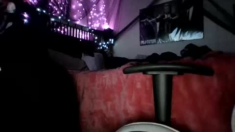 Snapshot of princesshollylove chatting on 10.10.25 Holly love online show from 10.10.25