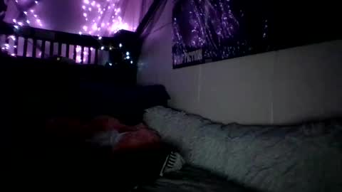 Snapshot of princesshollylove chatting on 11.04.25 Holly love online show from 11.04.25