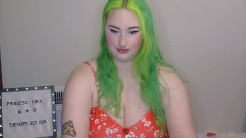 Snapshot of princesskiracb chatting on 09.13.25 Princess Kira online show from 09.13.25