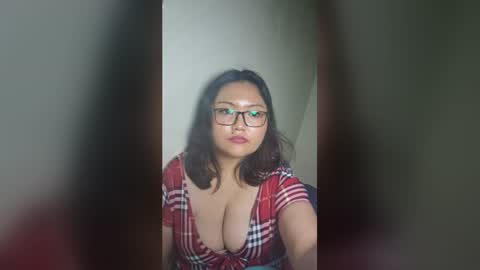 Snapshot of princesslilyrosie chatting on 06.24.26 Lily Rosie online show from 06.24.26
