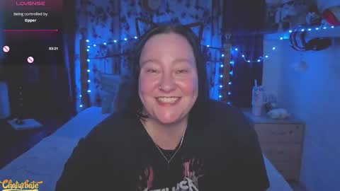 Lux Alot Luxi online show from 02.23.26