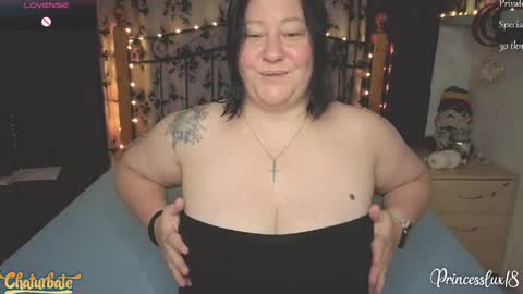 Lux Alot Luxi online show from 04.07.26