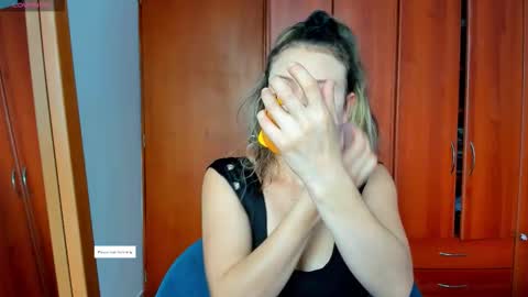 princessmariana25 online show from 03.30.26