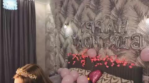 Snapshot of princessshina chatting on 04.23.26 Hina online show from 04.23.26
