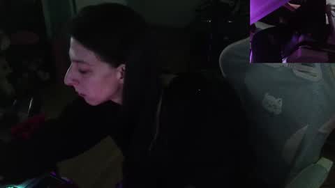 Snapshot of princesstyff chatting on 09.16.25 Tyff et Blast online show from 09.16.25