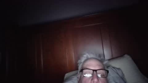 Snapshot of prisnaw chatting on 12.14.24 prisnaw online show from 12.14.24