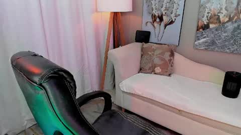 Snapshot of priya_rose chatting on 05.20.26 Priya Rose online show from 05.20.26