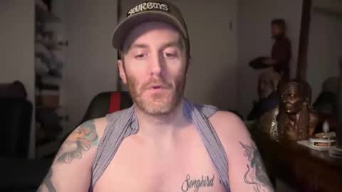 Snapshot of profaleika chatting on 12.17.25 profaleika online show from 12.17.25