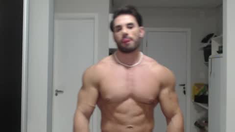 Snapshot of promuscles4u chatting on 12.23.24 promuscles4u online show from 12.23.24