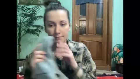 proud sweet 21 online show from 04.19.26