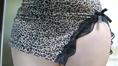 Snapshot of pryncess_sweety chatting on 06.28.26 Pryncess sweety online show from 06.28.26