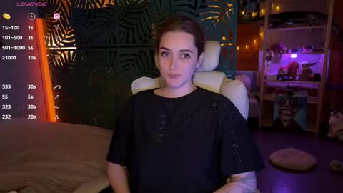 Snapshot of ps4pro chatting on 04.28.26 Queen of Pain online show from 04.28.26