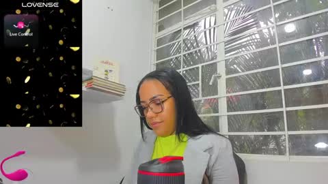 Snapshot of psique_naughty2 chatting on 03.04.25 psique_naughty2 online show from 03.04.25