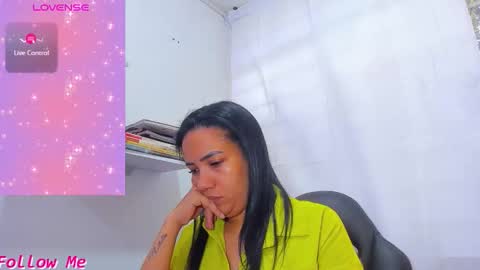 Snapshot of psique_naughty2 chatting on 09.11.25 psique_naughty2 online show from 09.11.25