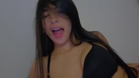 Snapshot of pssiquiss chatting on 12.19.25 Katerine online show from 12.19.25