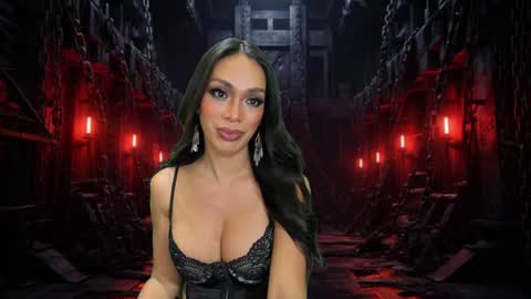 Snapshot of psychiq chatting on 12.08.24 psychiq online show from 12.08.24