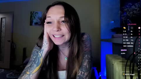 Snapshot of psyheya chatting on 11.15.25 LUCY ----- online show from 11.15.25