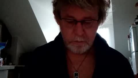 Snapshot of ptitrouquin chatting on 10.16.25 ptitrouquin online show from 10.16.25