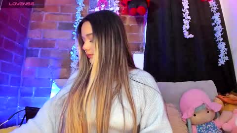 Snapshot of pucaa_ chatting on 09.15.25 Emma Rico model indep online show from 09.15.25