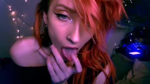 EsteticHouse online show from 12.23.24