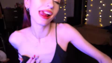 EsteticHouse online show from 03.05.25