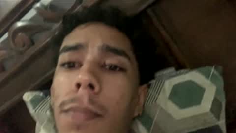 pulgarpaeznicoll2 online show from 12.05.25