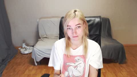 Polly online show from 12.17.24