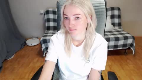 Polly online show from 02.16.26