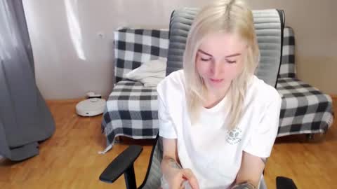 Polly online show from 03.31.26