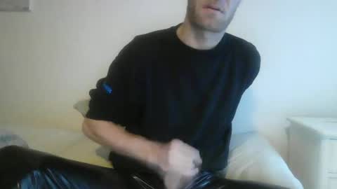 Snapshot of pumpindk chatting on 12.09.24 Pumpin online show from 12.09.24