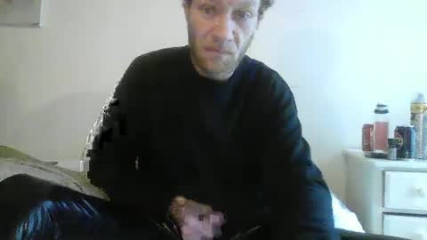 Snapshot of pumpindk chatting on 02.10.25 Pumpin online show from 02.10.25