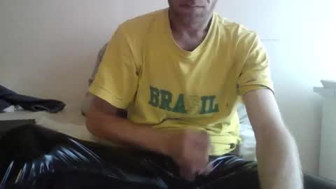Snapshot of pumpindk chatting on 09.19.25 Pumpin online show from 09.19.25