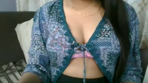 Snapshot of puneripiya chatting on 01.04.25 sania 141414 online show from 01.04.25