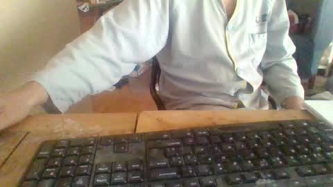 Snapshot of pup_y chatting on 10.19.25 pup_y online show from 10.19.25