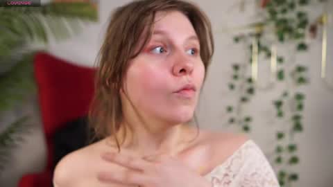 constant schedule Wednesday  Friday  Saturday  Sunday  The Rosemarie online show from 04.19.26