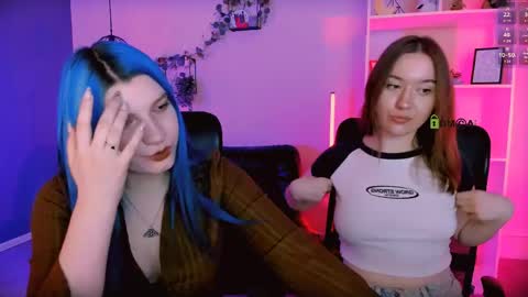 Snapshot of pure_radiance chatting on 05.19.26 Ask me3 online show from 05.19.26