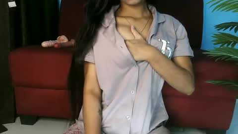 Snapshot of pureannuals chatting on 02.21.26 Pureannuals online show from 02.21.26